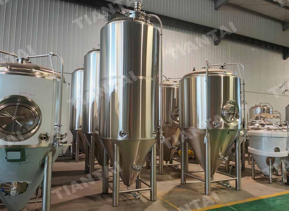 <b>The Beer Fermentation Process In Tiantai Conical Beer Fermenters</b>